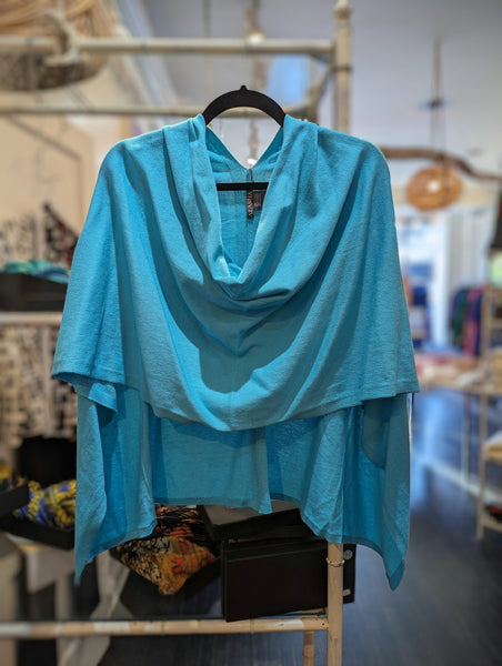 Antiqua Poncho